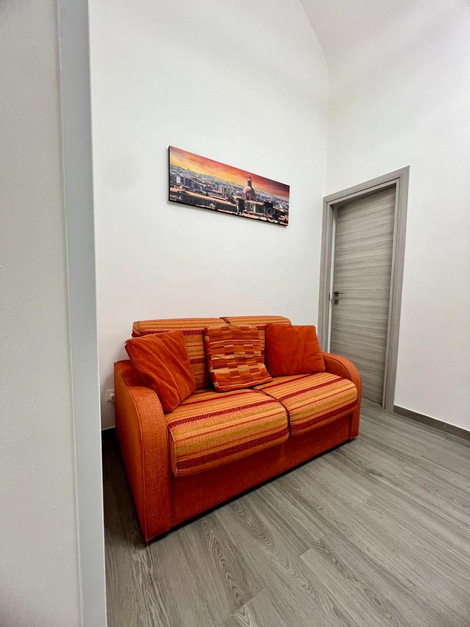Amira Guest House Катания Экстерьер фото
